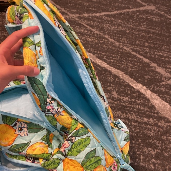NWOT Vera Bradley large backpack! - Picture 7 of 10
